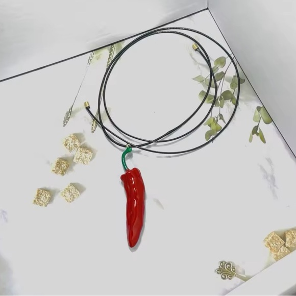 Red Pepper Pendant Long Rope Chain Necklace - Picture 3 of 3